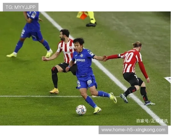 佛罗伦萨利用速度差完成突破 佛罗伦萨利用速度差完成突破