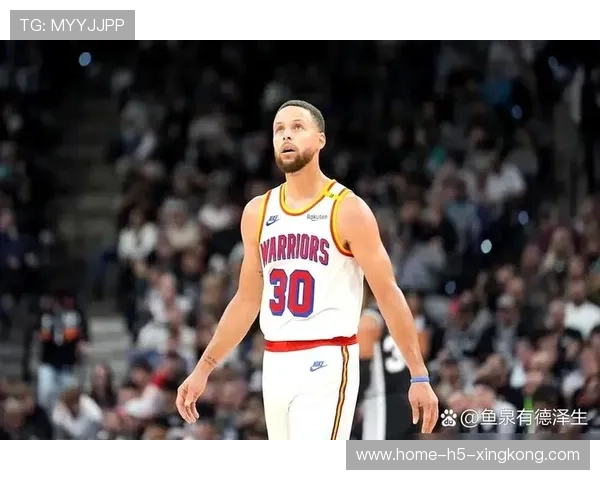 库里外线连续得分，勇士再度证明自己的三分统治力