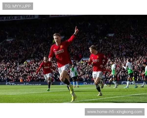 曼联逆袭狼队，B费两球助红魔重回欧战区