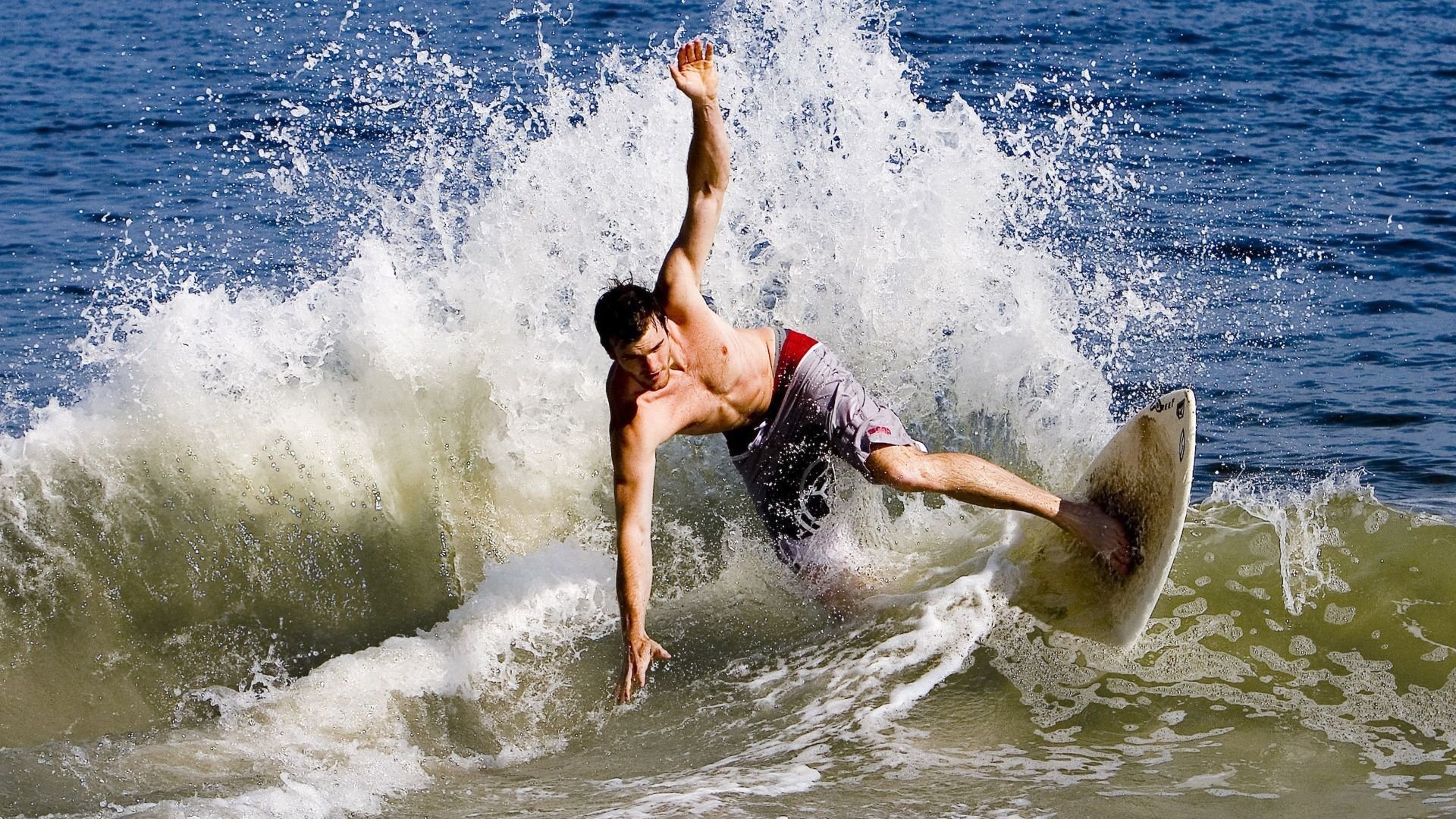 国际高尔夫业余赛:老将与新秀上演精彩对抗,业余高尔夫公开赛